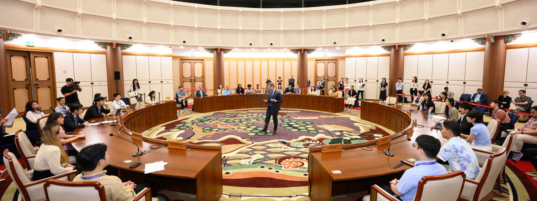 Simulation of Camp David Summit